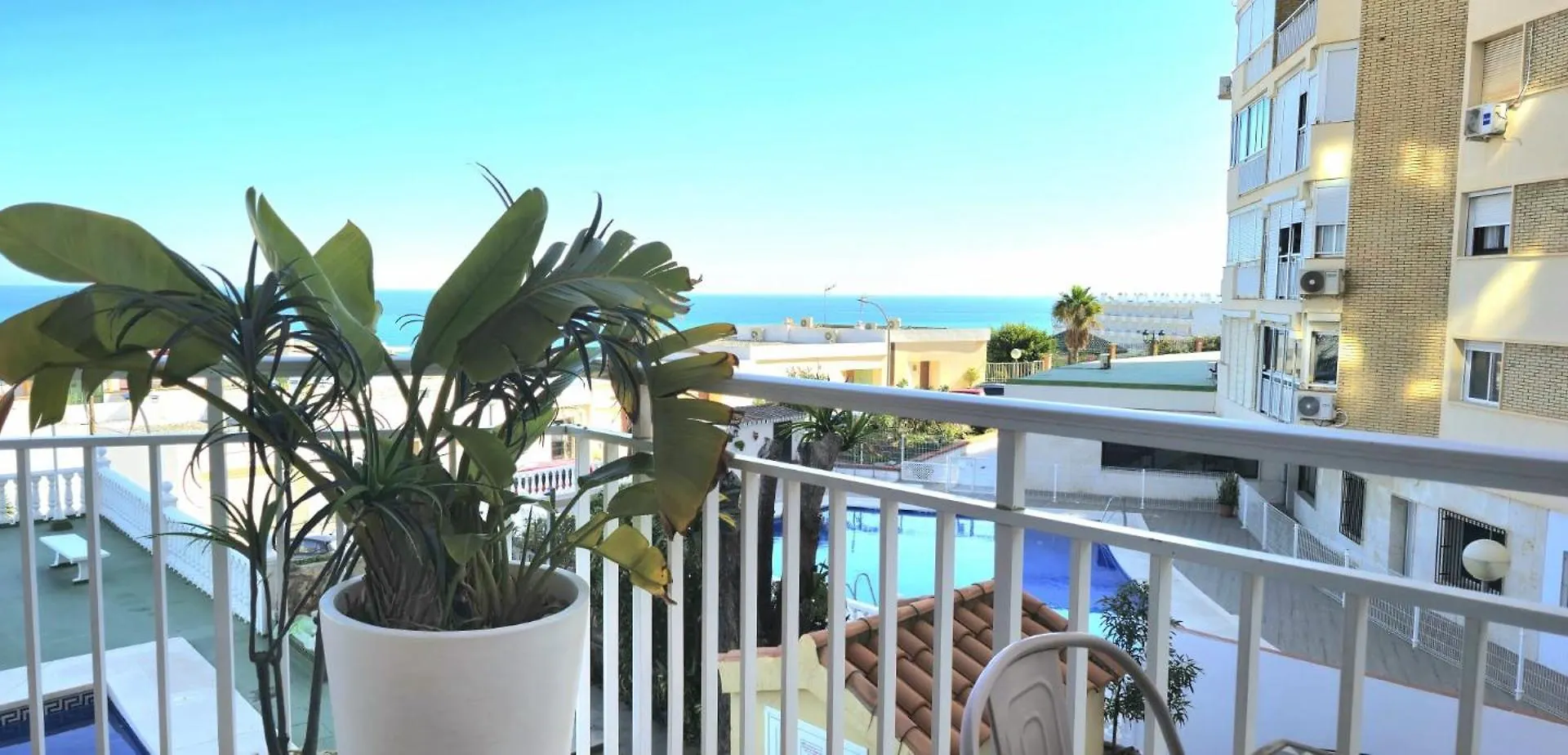 Seaview Retreat Torremolinos City Center, With Pool And Amazing Views By Namaste Elite España