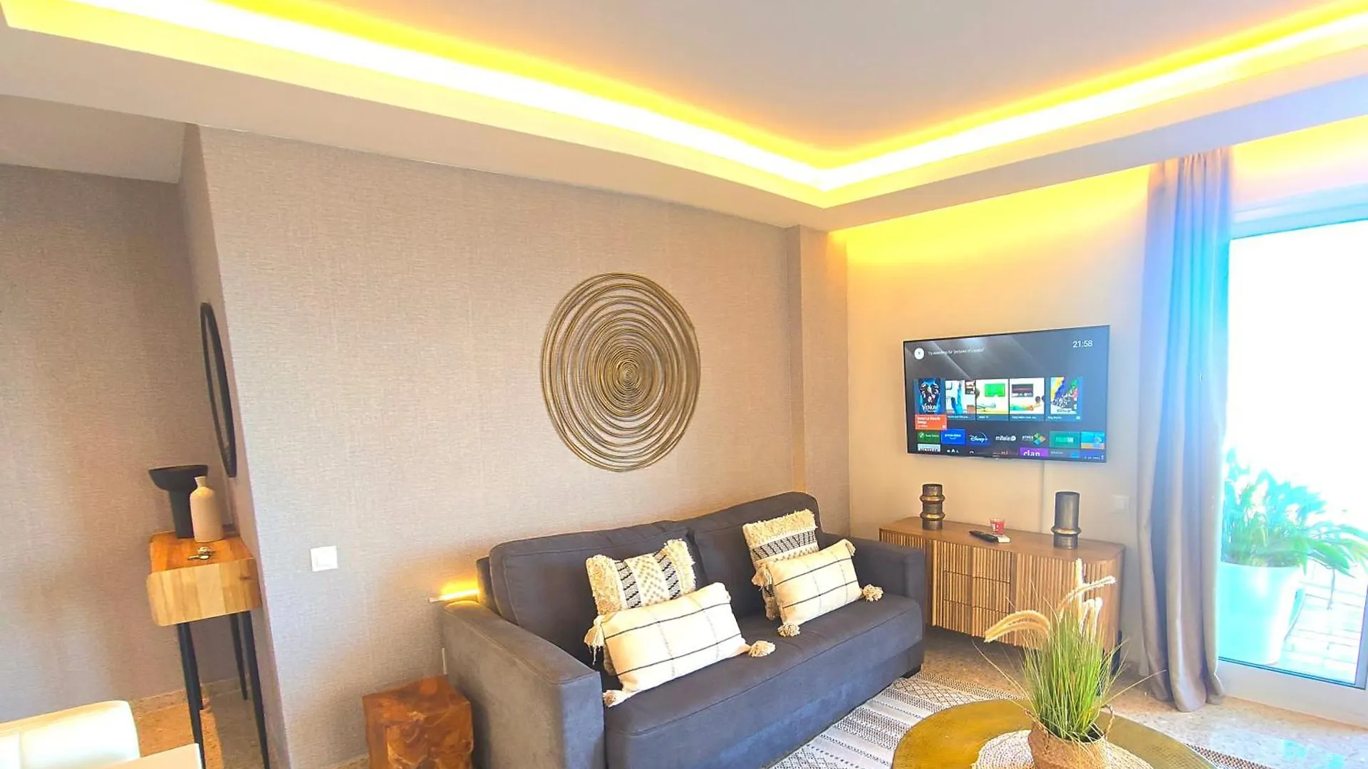 Seaview Retreat Torremolinos City Center, With Pool And Amazing Views By Namaste Elite Apartamento